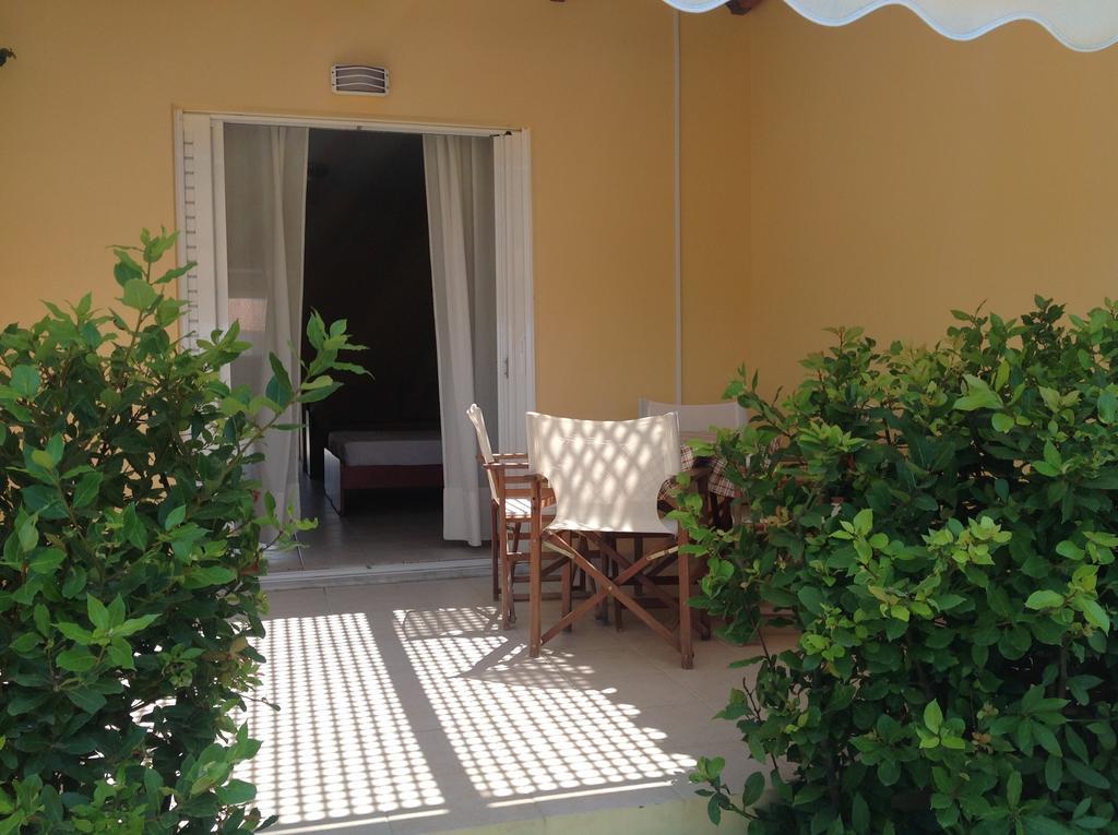 Boutique Hotel Ileas Village Arkoudi Habitación foto